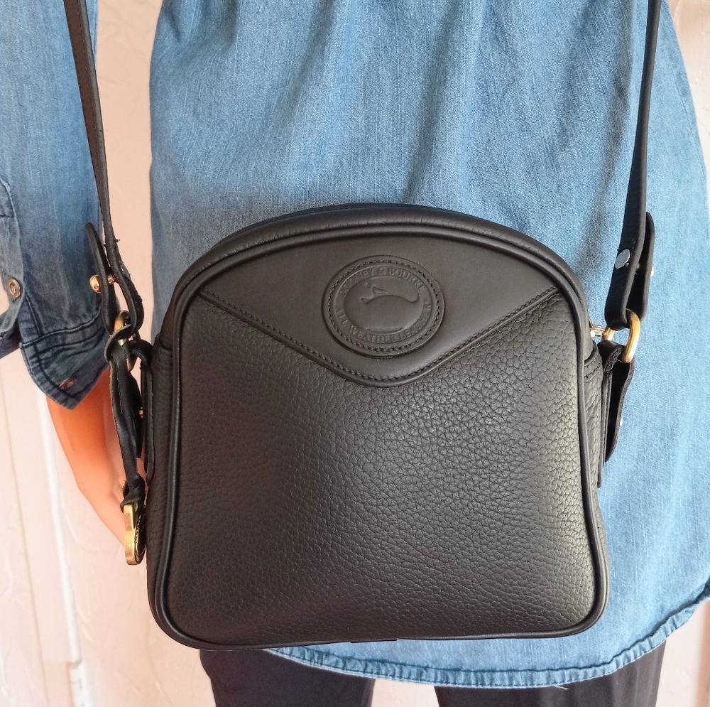 Dooney & Bourke AWL,  Camera Crossbody bag - Picture 5 of 15